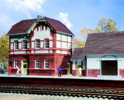 HORNBY HC8000-A GAR BİNASI
