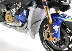 TAMIYA 21031 1/12 SCALE YAMAHA YZR-M1'04 NO.46/NO.17 GO!!!