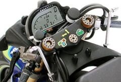 TAMIYA 21031 1/12 SCALE YAMAHA YZR-M1'04 NO.46/NO.17 GO!!!