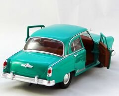 LUCKY 24211 GAZ VOLGA M-21 1/24 JADE