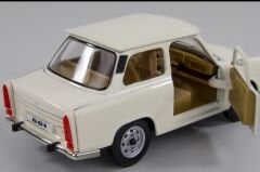 LUCKY 24216 1/24 TRABANT 601 CREAM