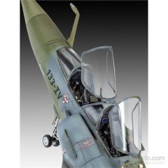 Revell 1:72 Dassault Mirage 2000D Savaş Uçağı