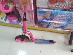 SCOOT AND RIDE DENGE BİSİKLETİ & SCOOTER-TEŞHİR ÜRÜNÜDÜR!