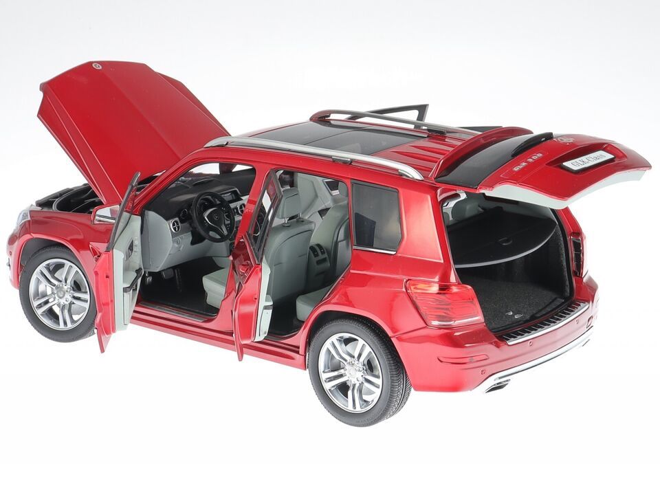 GT AUTOS 11008 MERCEDES X204 GLK-CLASS RED 1:18