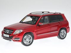 GT AUTOS 11008 MERCEDES X204 GLK-CLASS RED 1:18